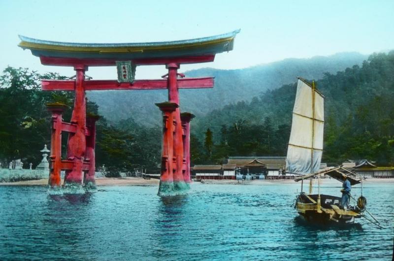 T. Enami - Miyajima floating torii